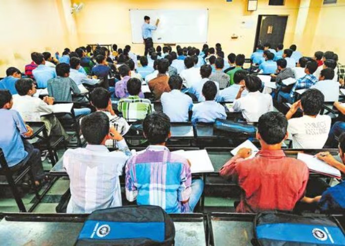 NEET/JEE Coaching for Students